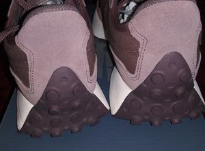 New Balance (FREE TUNIC DRESS* & Fashion Bag